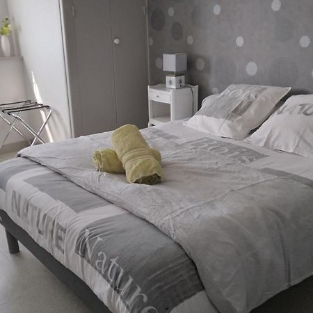 Appartement Independant Ar Neiz フエナン エクステリア 写真